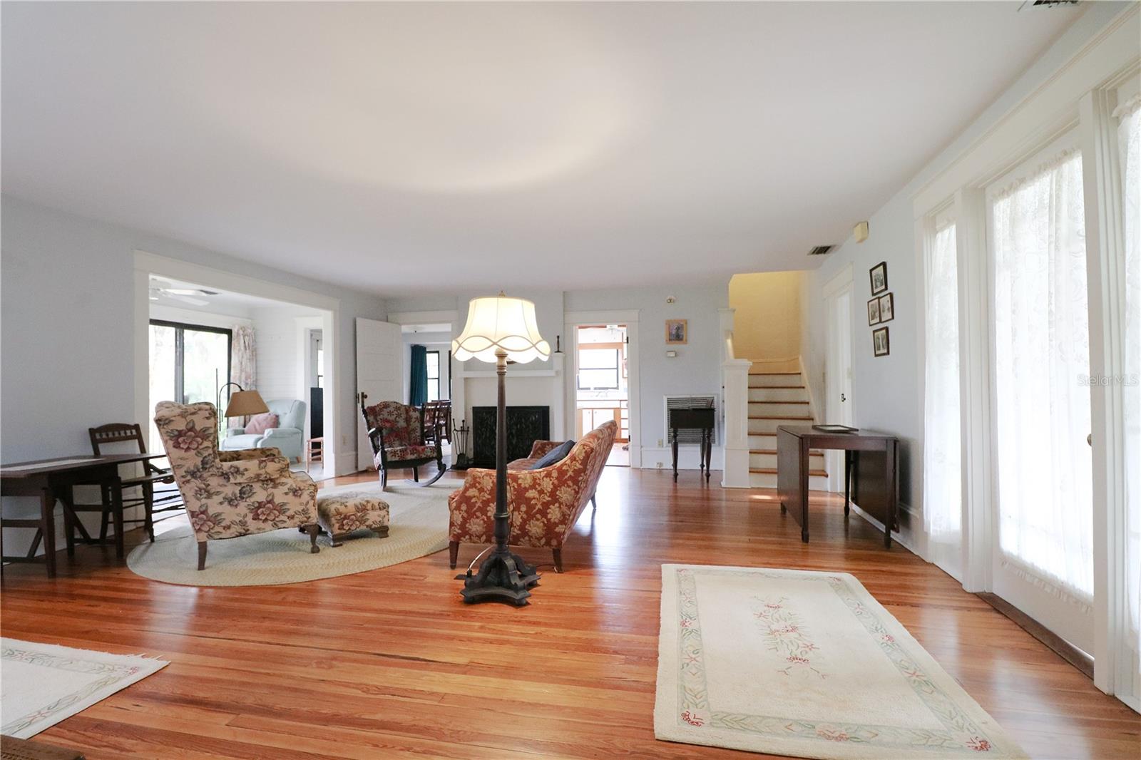1109 Cody Villa Loop Rd Property Photo 5