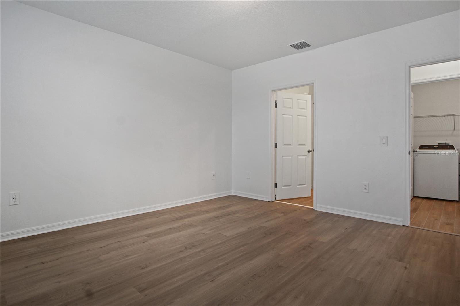 1378 Current Pl Property Photo 9