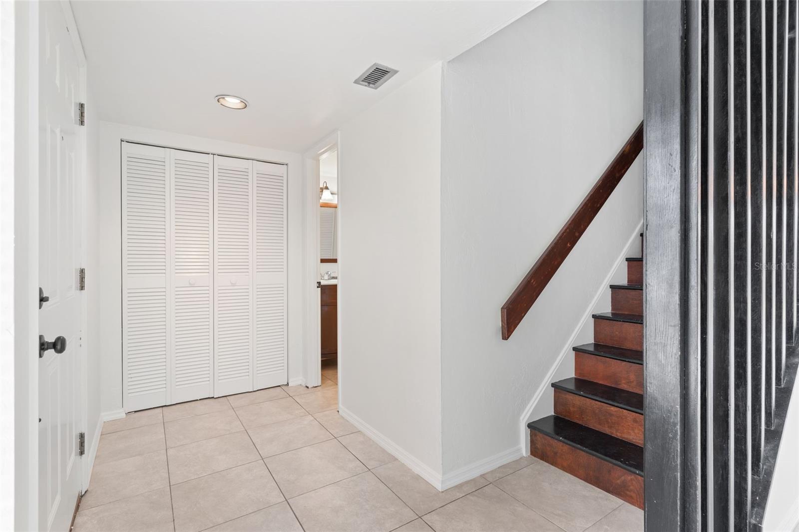 1836 N Crystal Lake Dr #87 Property Photo 2