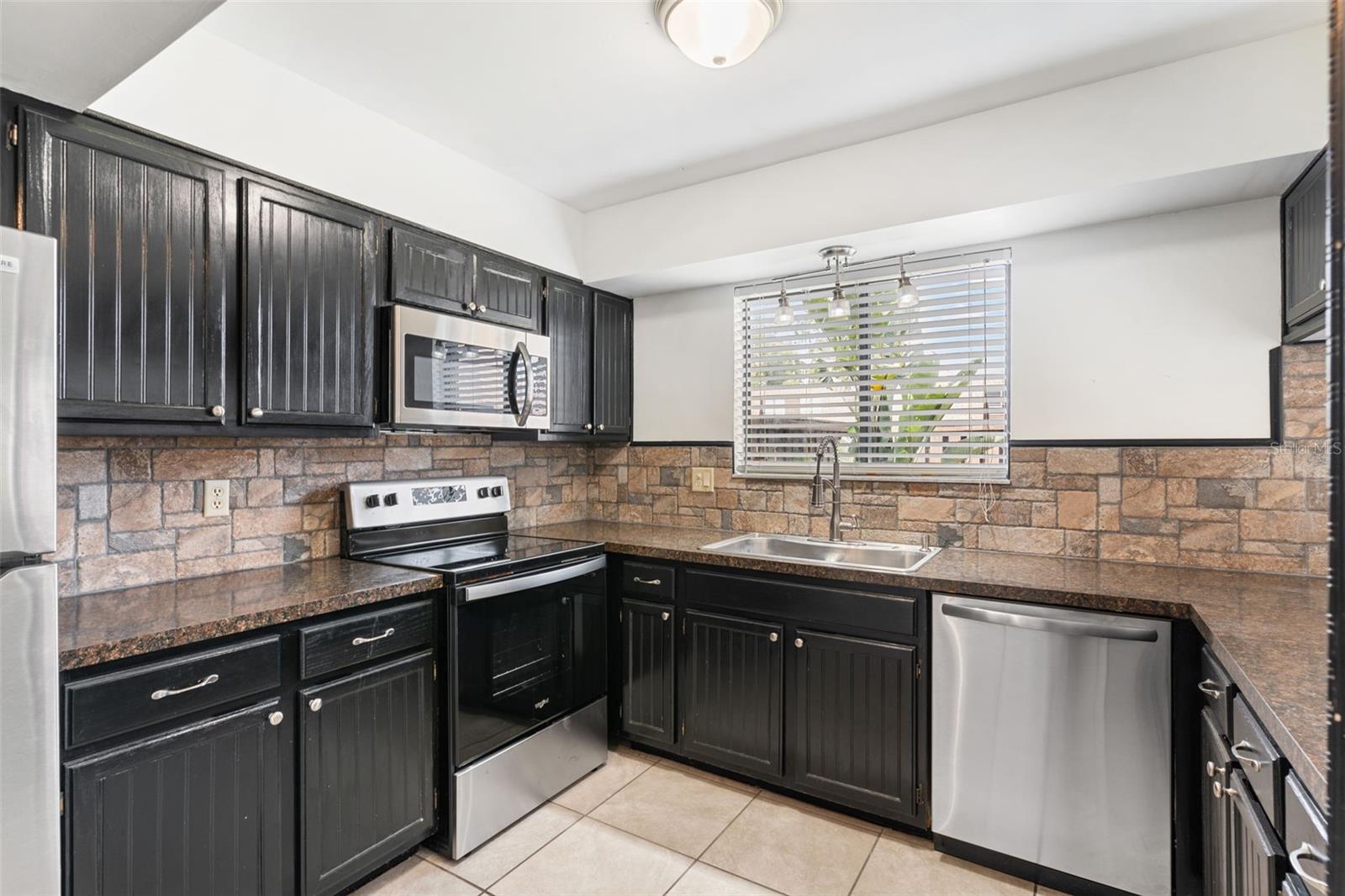 1836 N Crystal Lake Dr #87 Property Photo 8