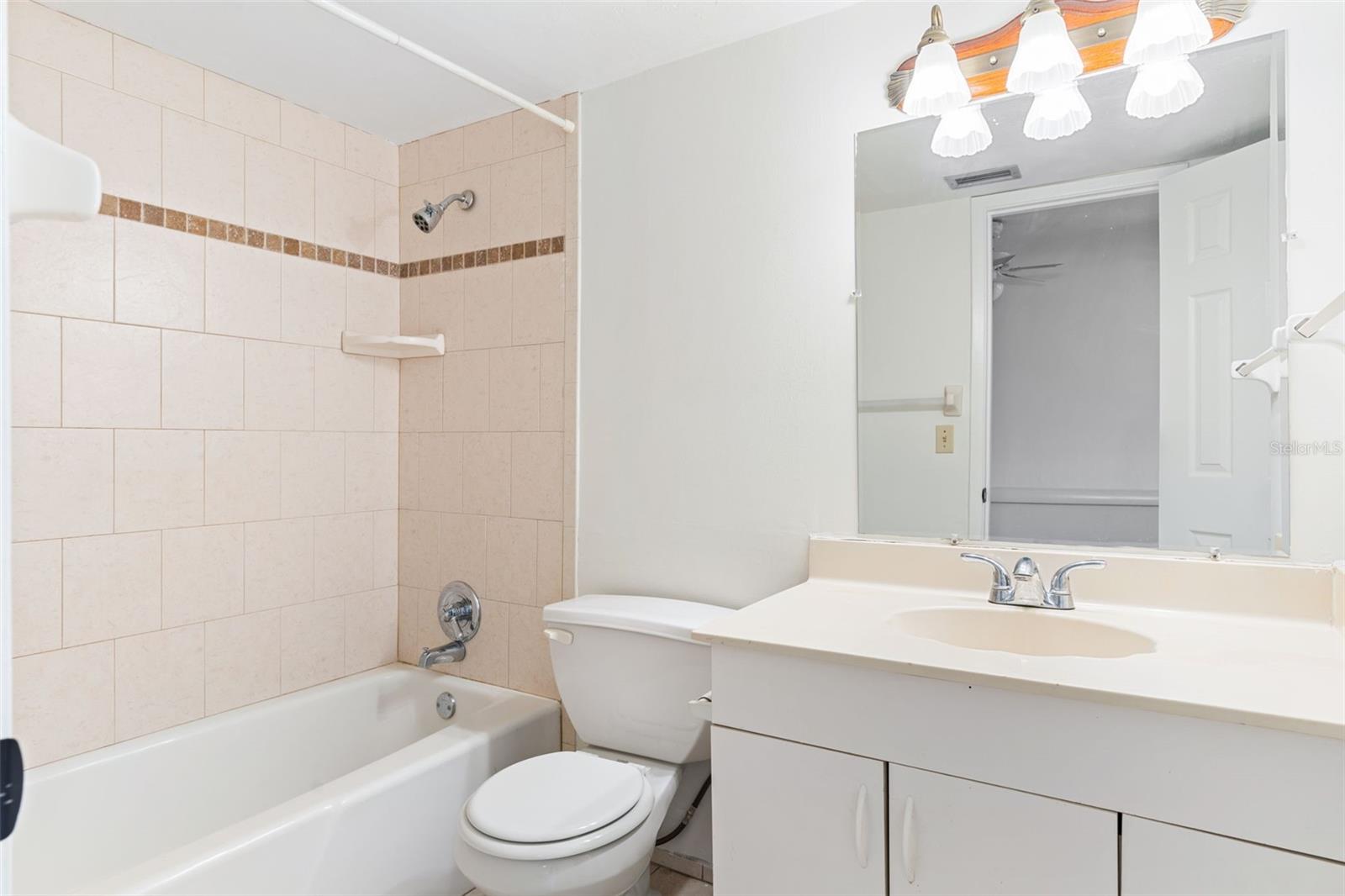 1836 N Crystal Lake Dr #87 Property Photo 14