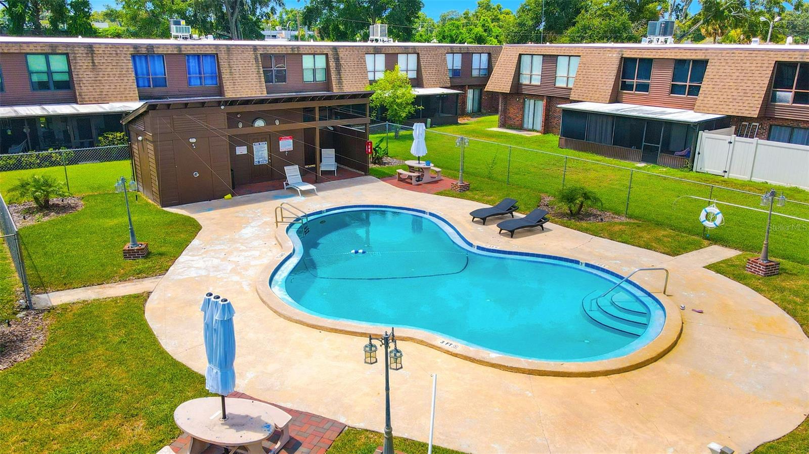 1836 N Crystal Lake Dr #87 Property Photo 30