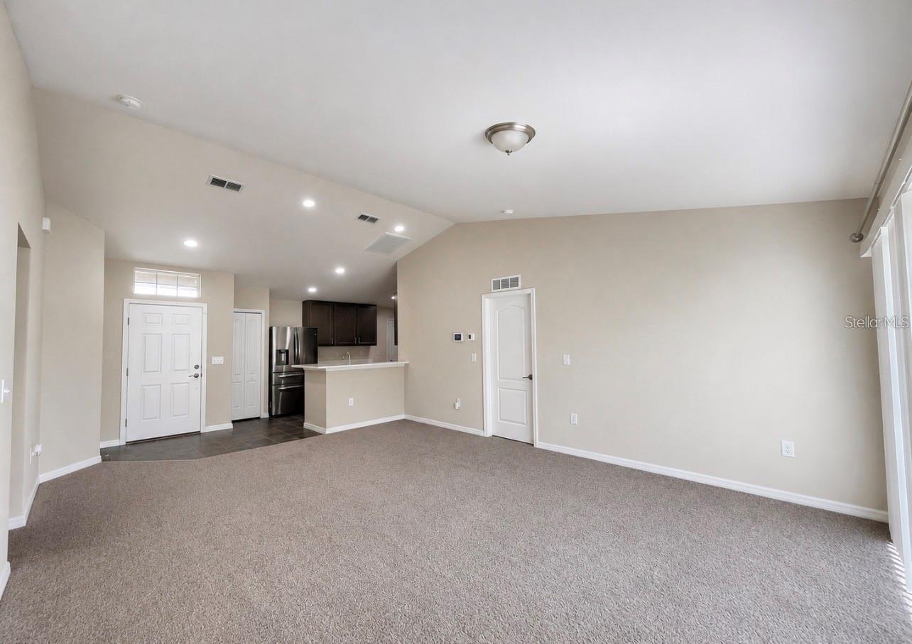 276 Arbuthnot St Property Photo 13