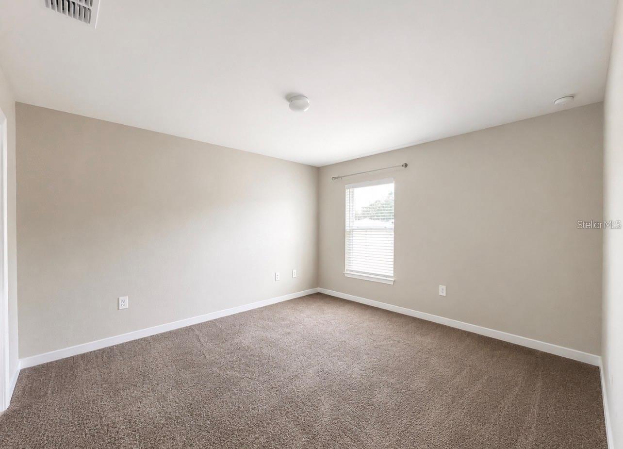 276 Arbuthnot St Property Photo 15
