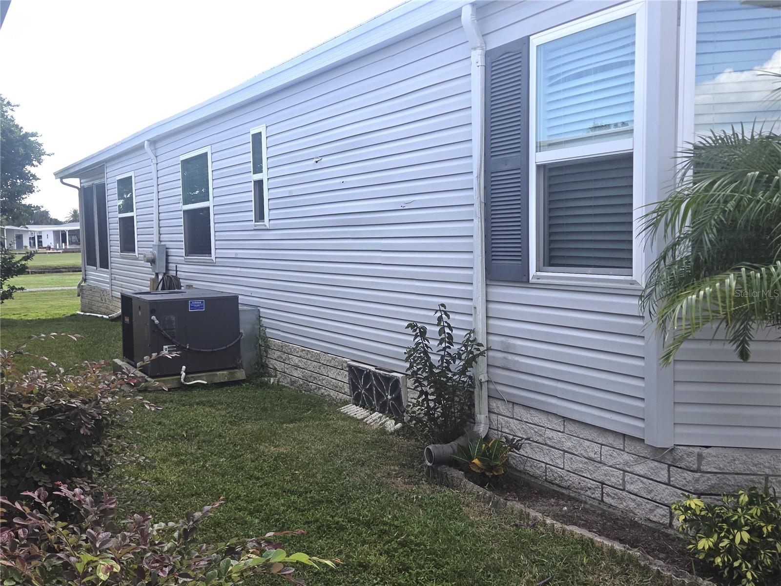 70 Straphmore Dr Property Photo 4