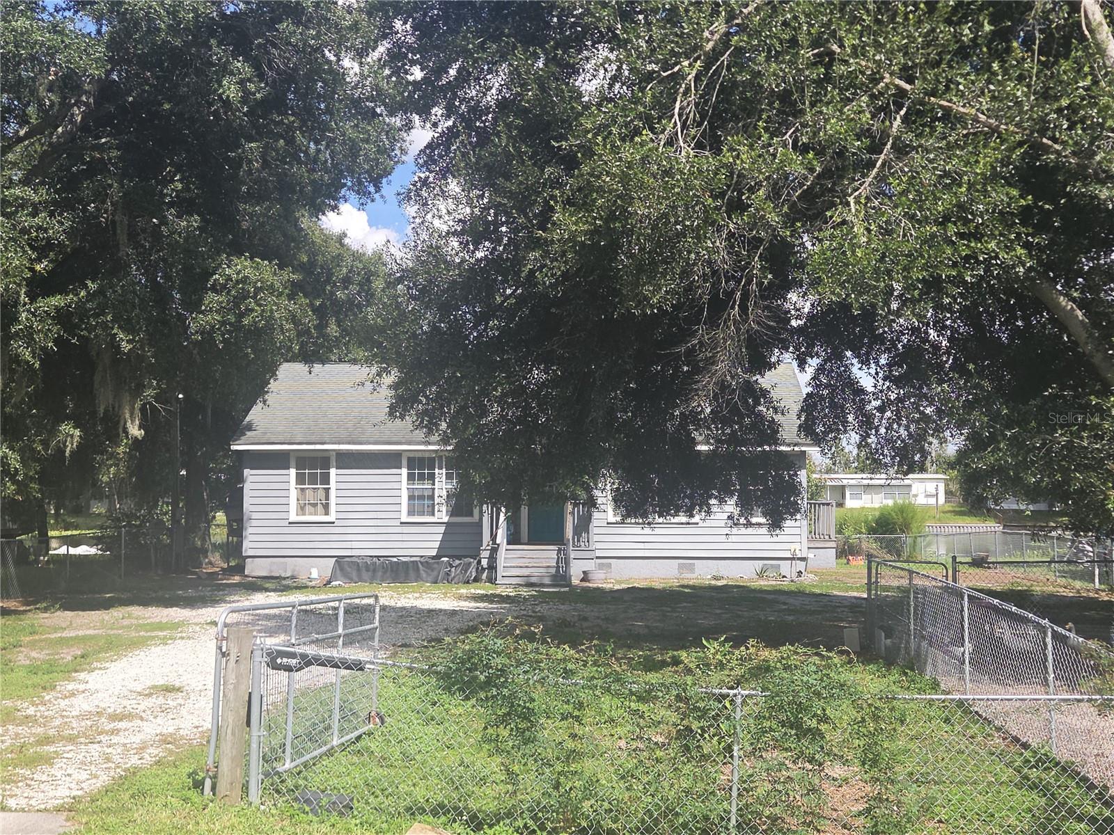 4450 POLK CITY RD Property Photo 1