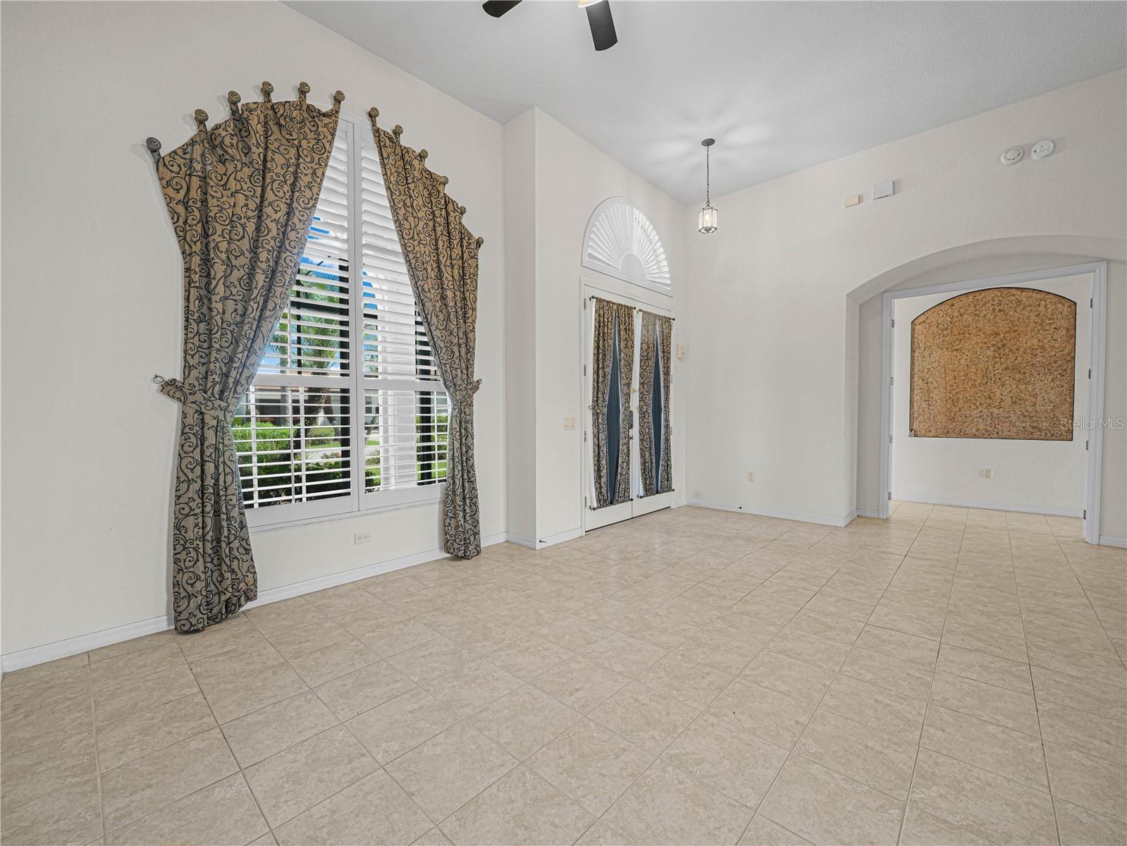4029 Sable Loop Dr Property Photo 10