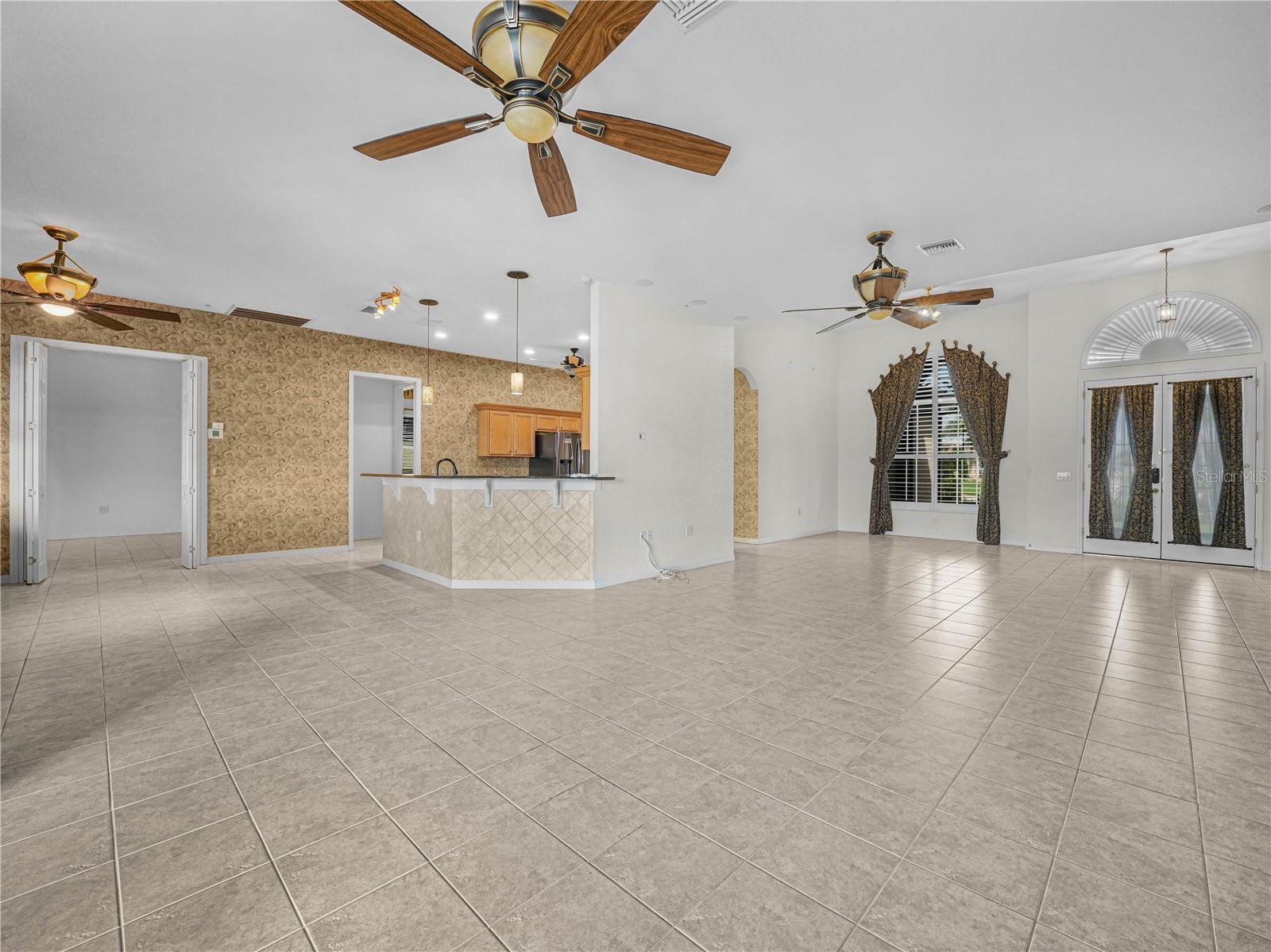 4029 Sable Loop Dr Property Photo 17