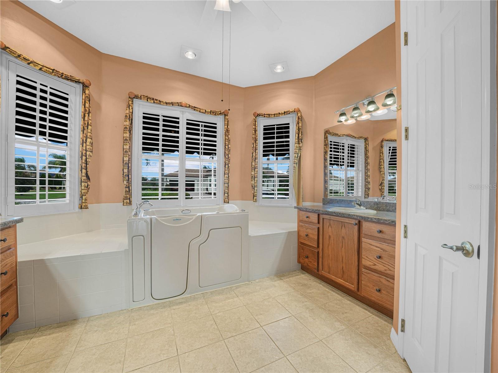 4029 Sable Loop Dr Property Photo 26