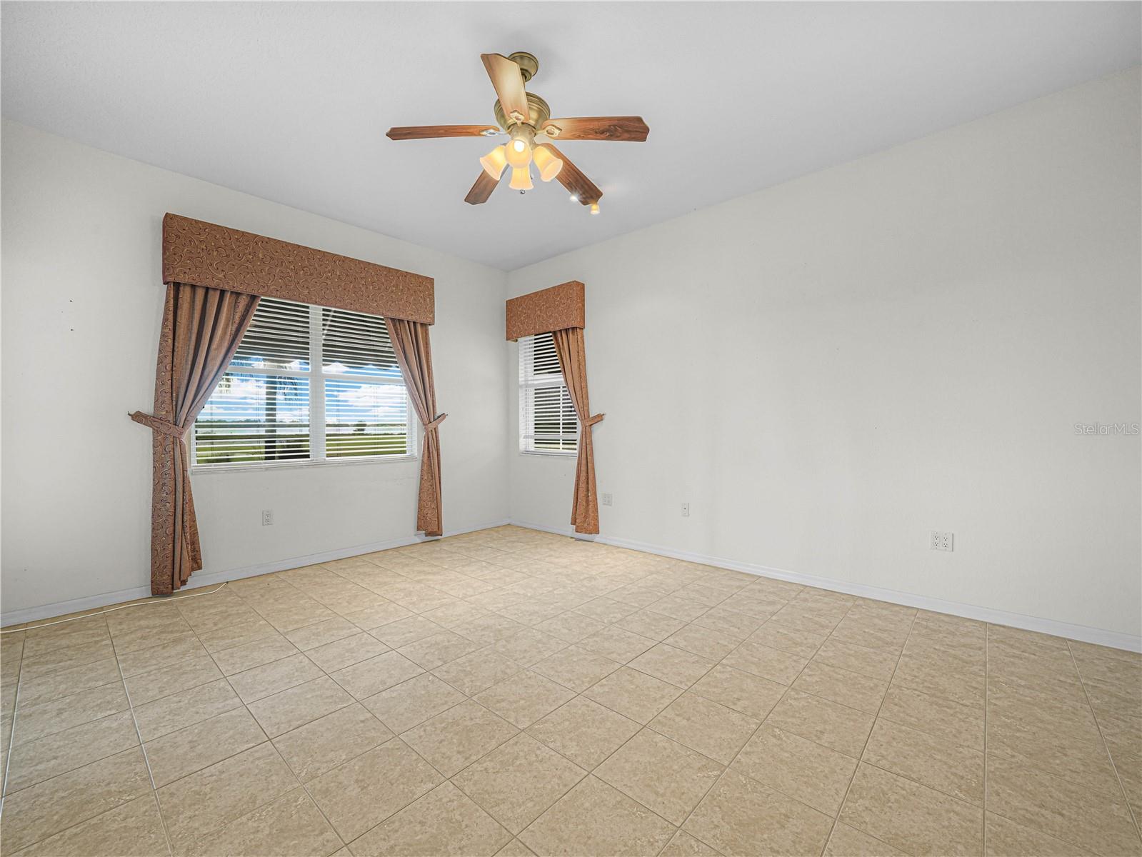 4029 Sable Loop Dr Property Photo 30