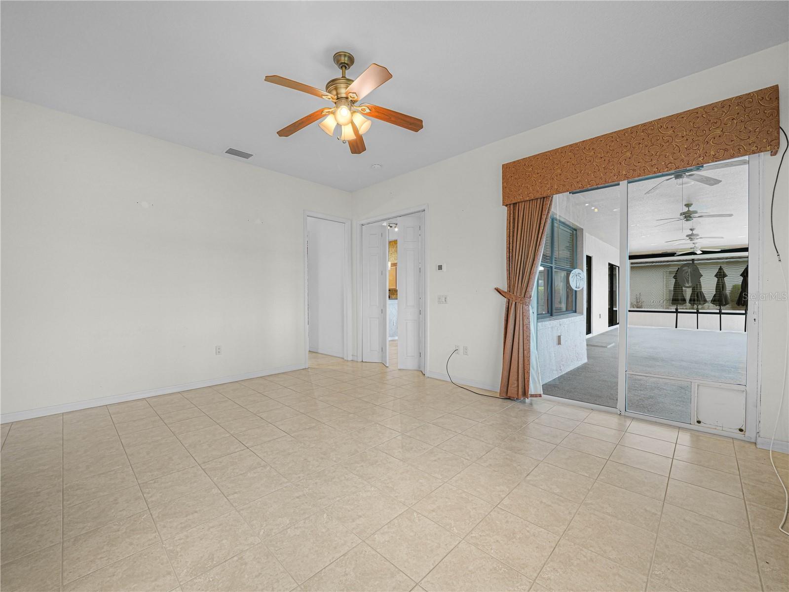 4029 Sable Loop Dr Property Photo 31