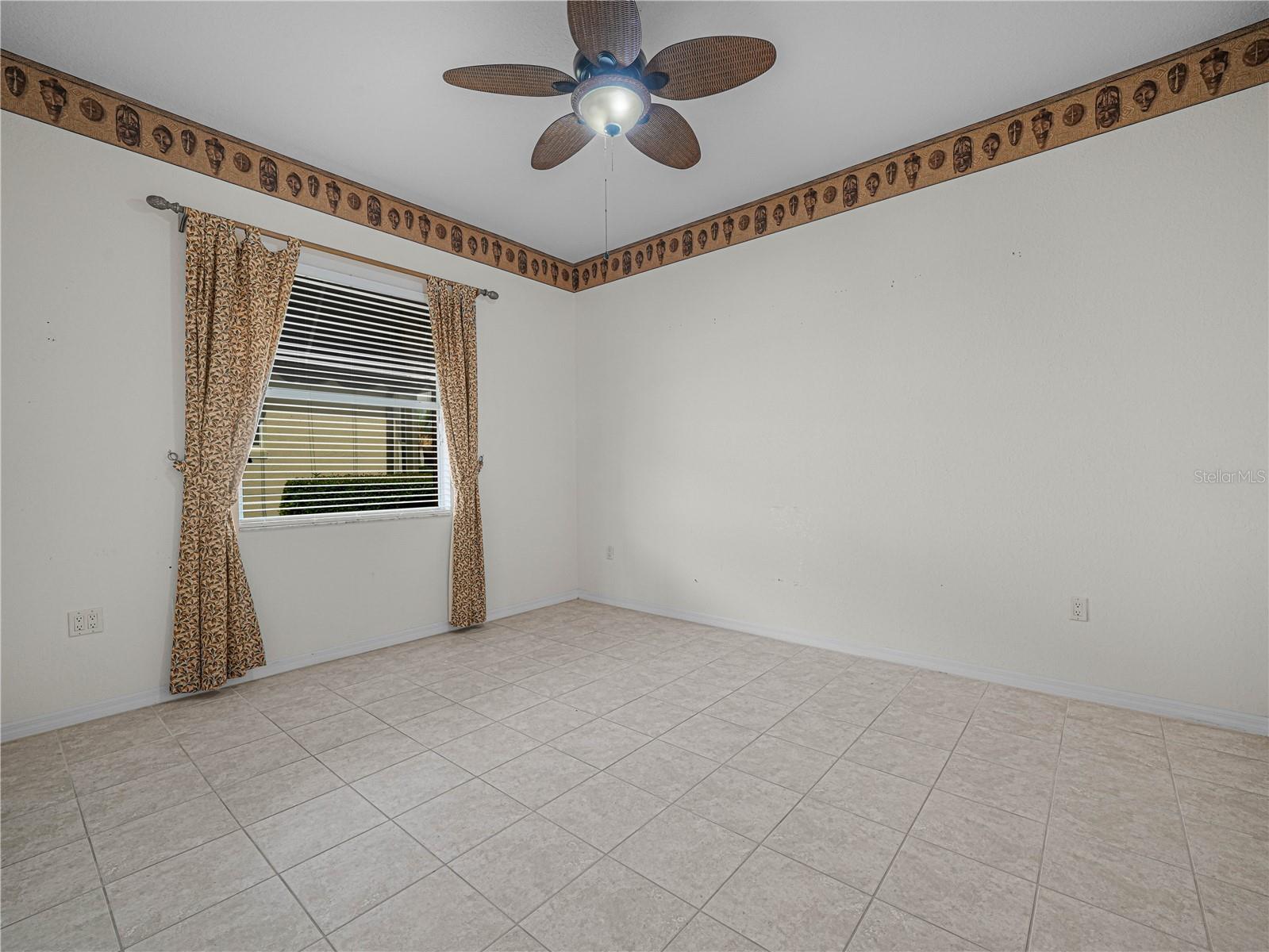 4029 Sable Loop Dr Property Photo 32