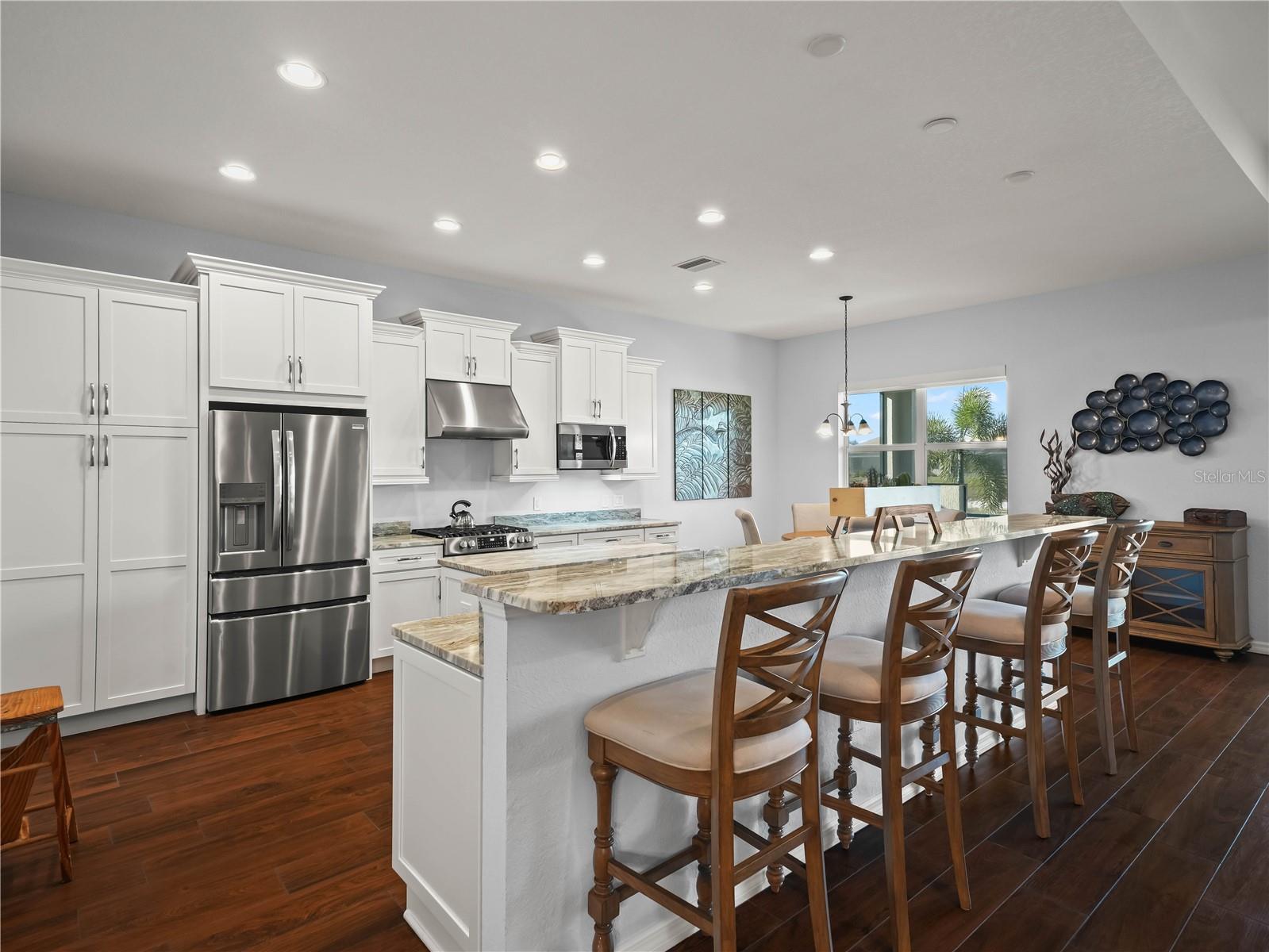 6216 Pinehurst Loop Property Photo 8