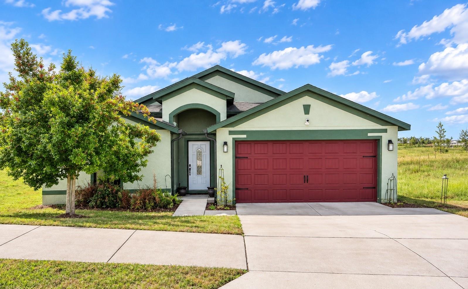 414 Miles Blvd Property Photo 1
