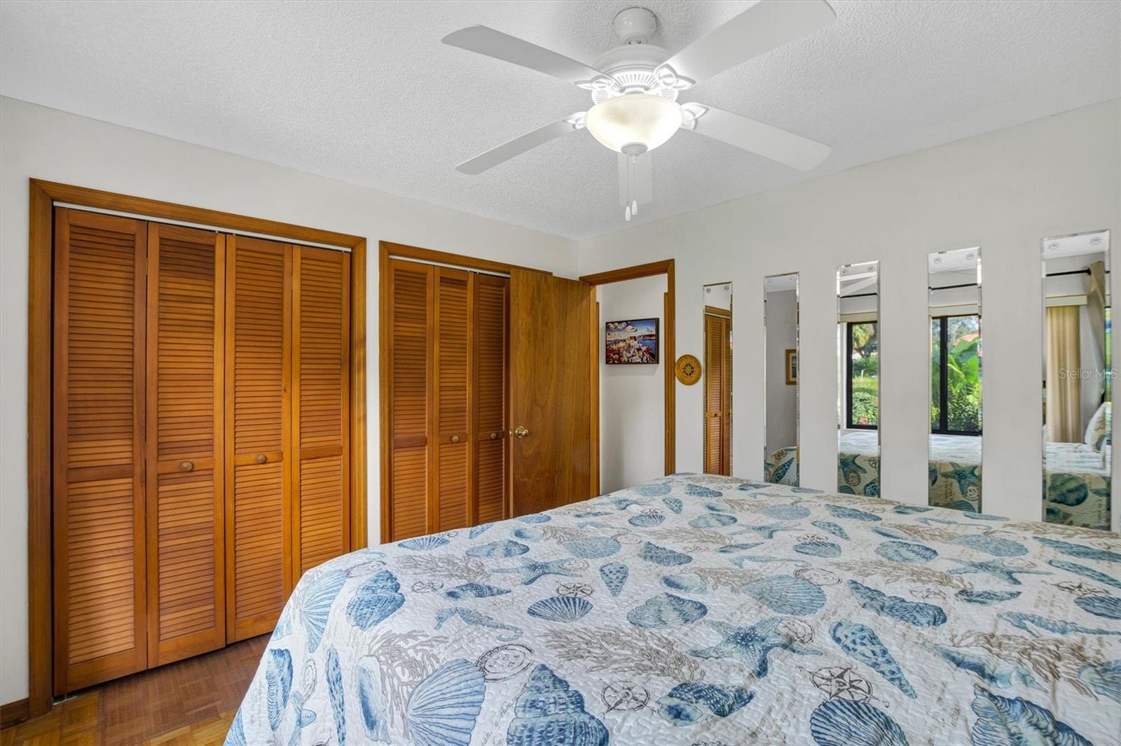 559 Clubhouse Dr Property Photo 27