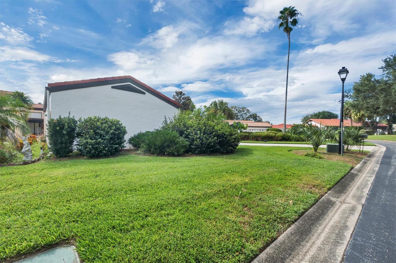 559 Clubhouse Dr Property Photo 38