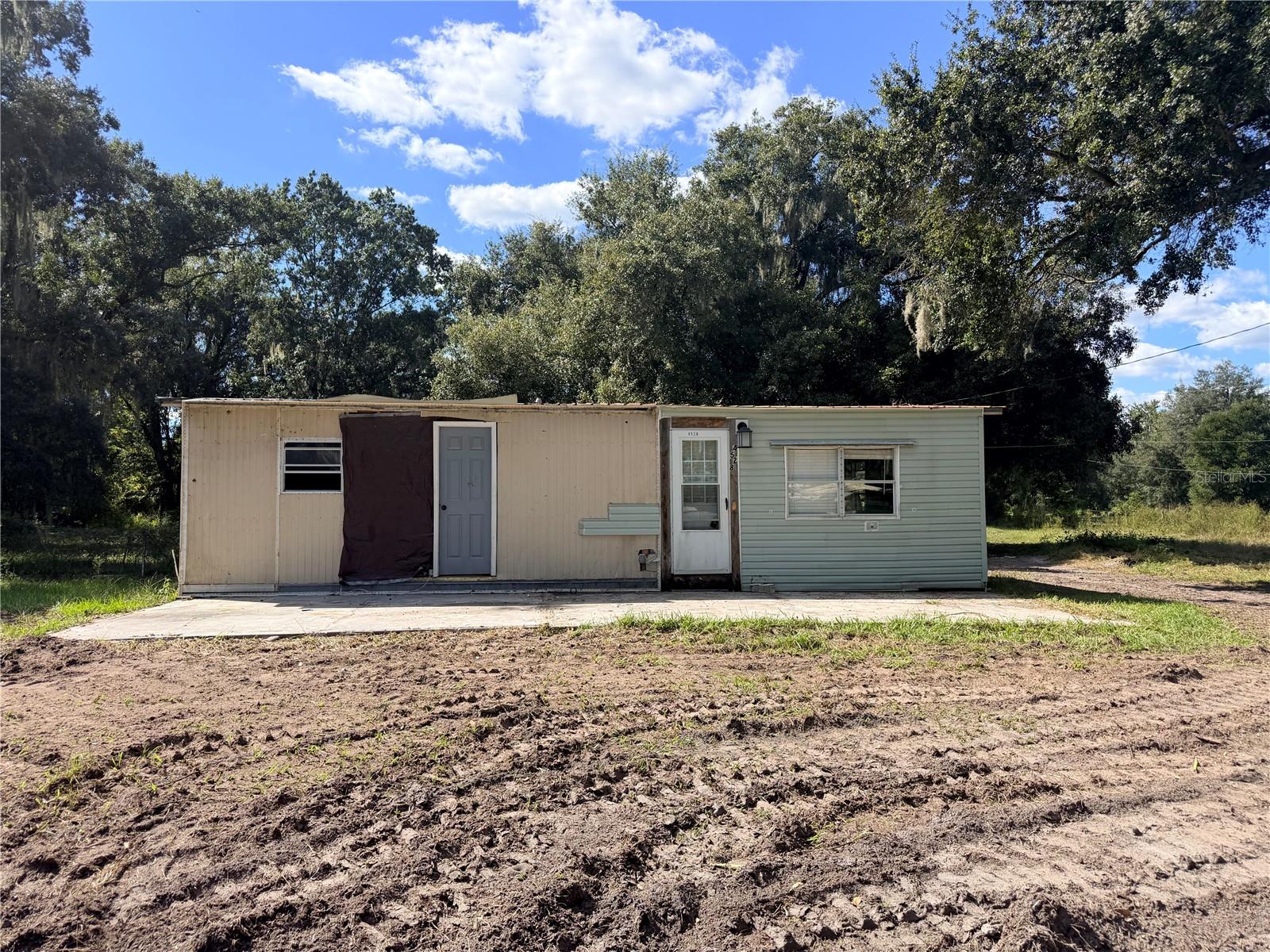 4528 Meadowview Dr Property Photo