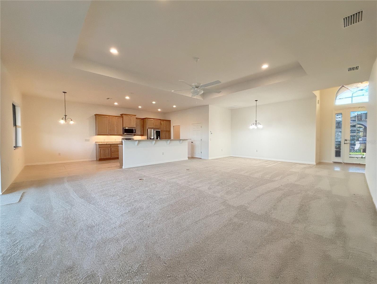 6240 Pinehurst Loop Property Photo 7