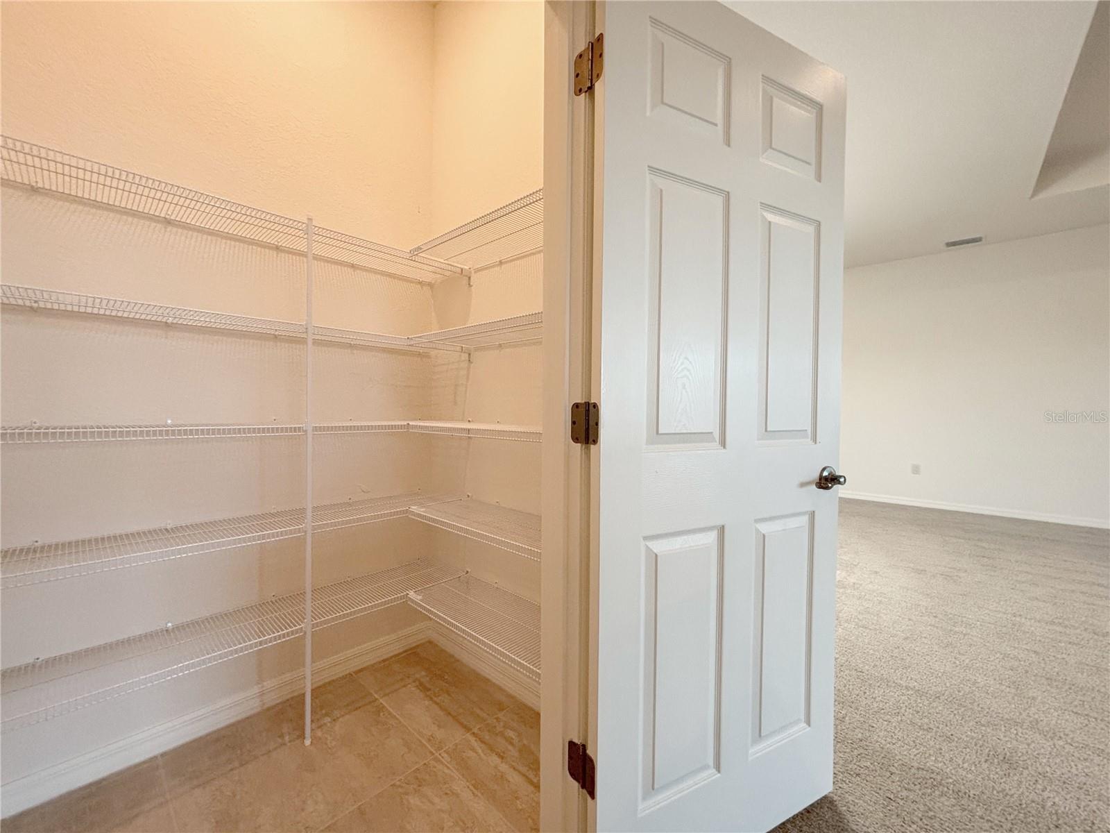 6240 Pinehurst Loop Property Photo 14