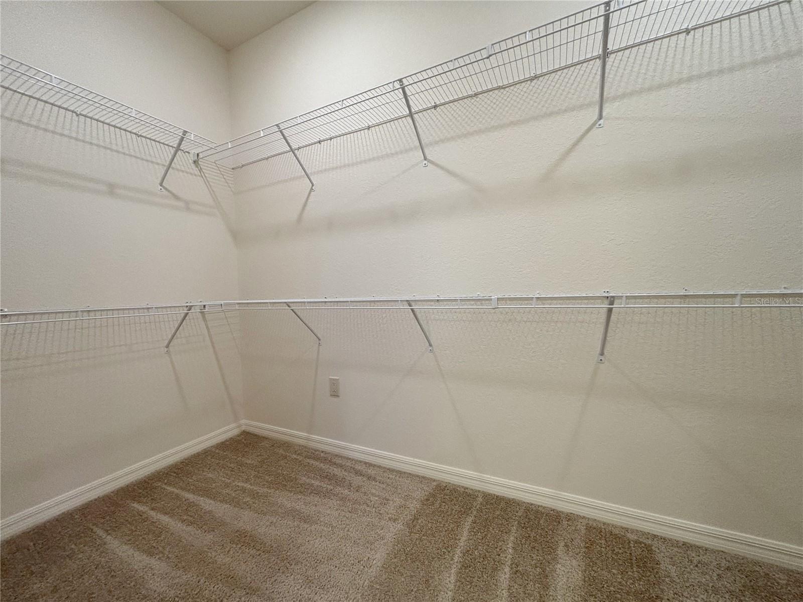 6240 Pinehurst Loop Property Photo 31