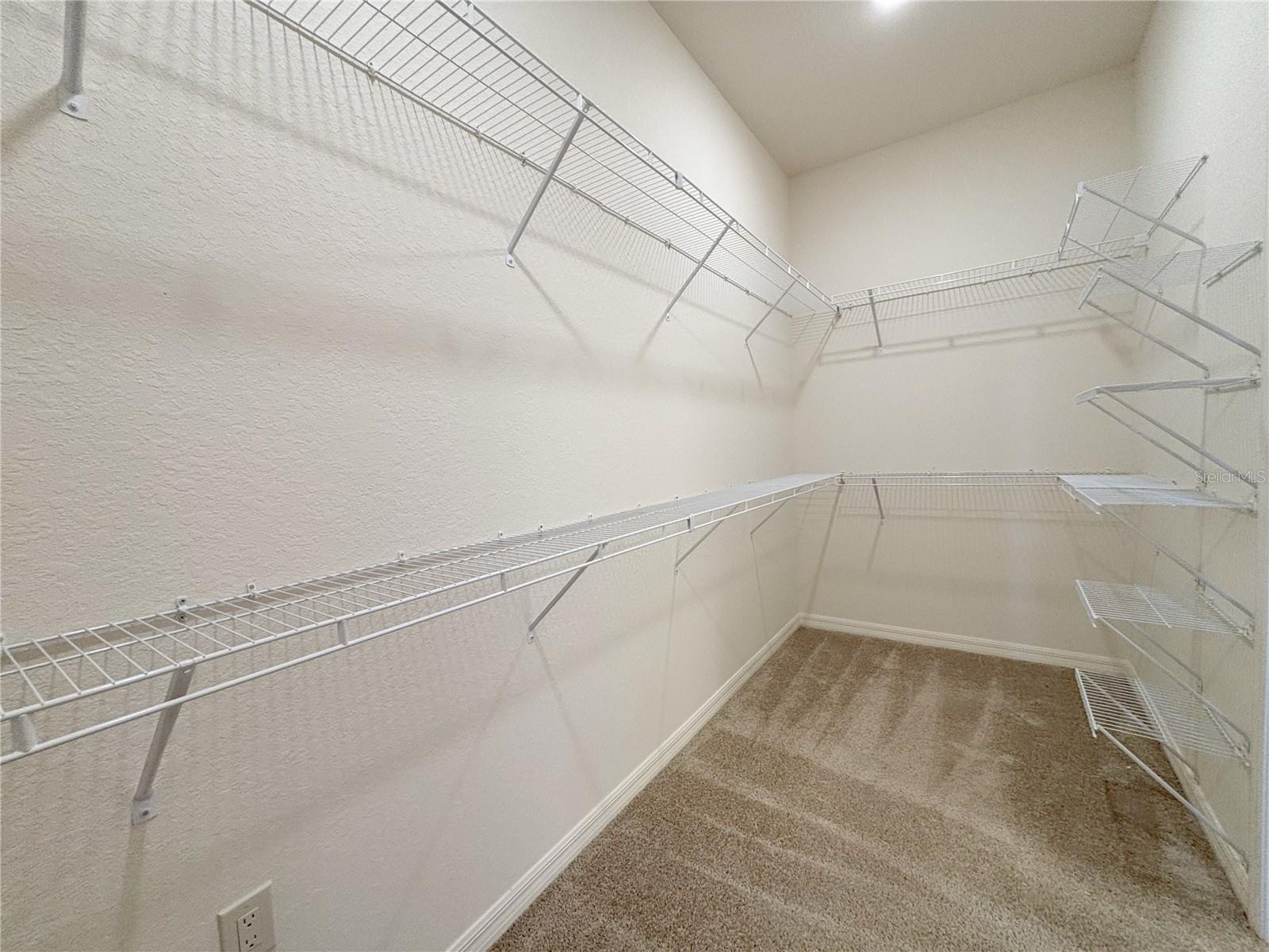 6240 Pinehurst Loop Property Photo 32