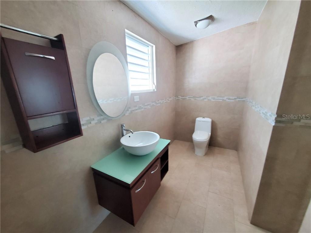 #6 Calle B Property Photo 15