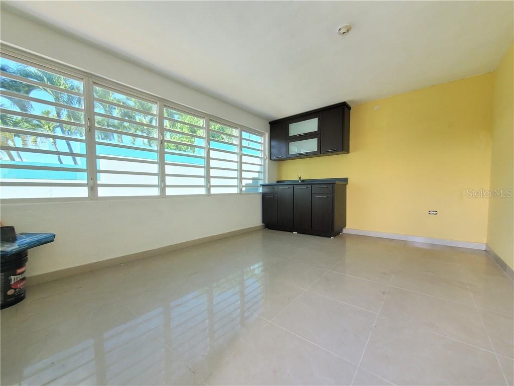 #6 Calle B Property Photo 23