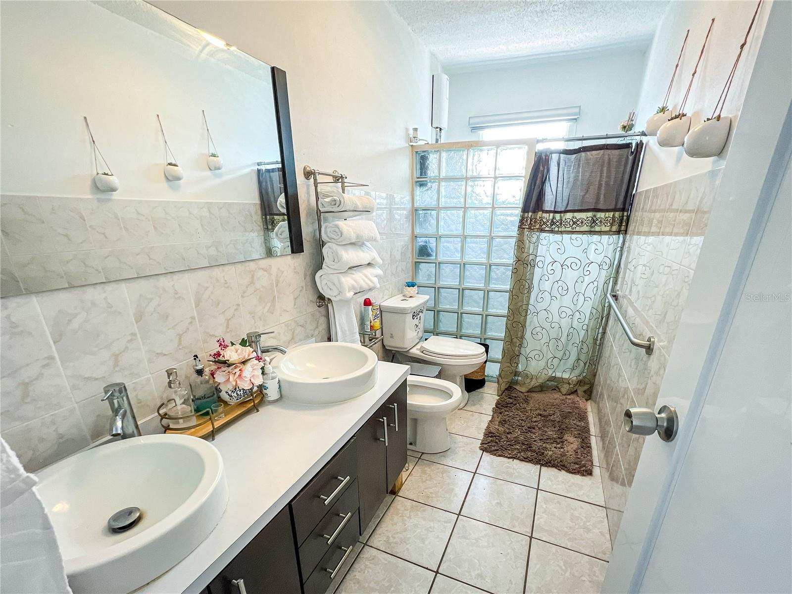 42-a Las Neriedas Avenue #42 Property Photo 22