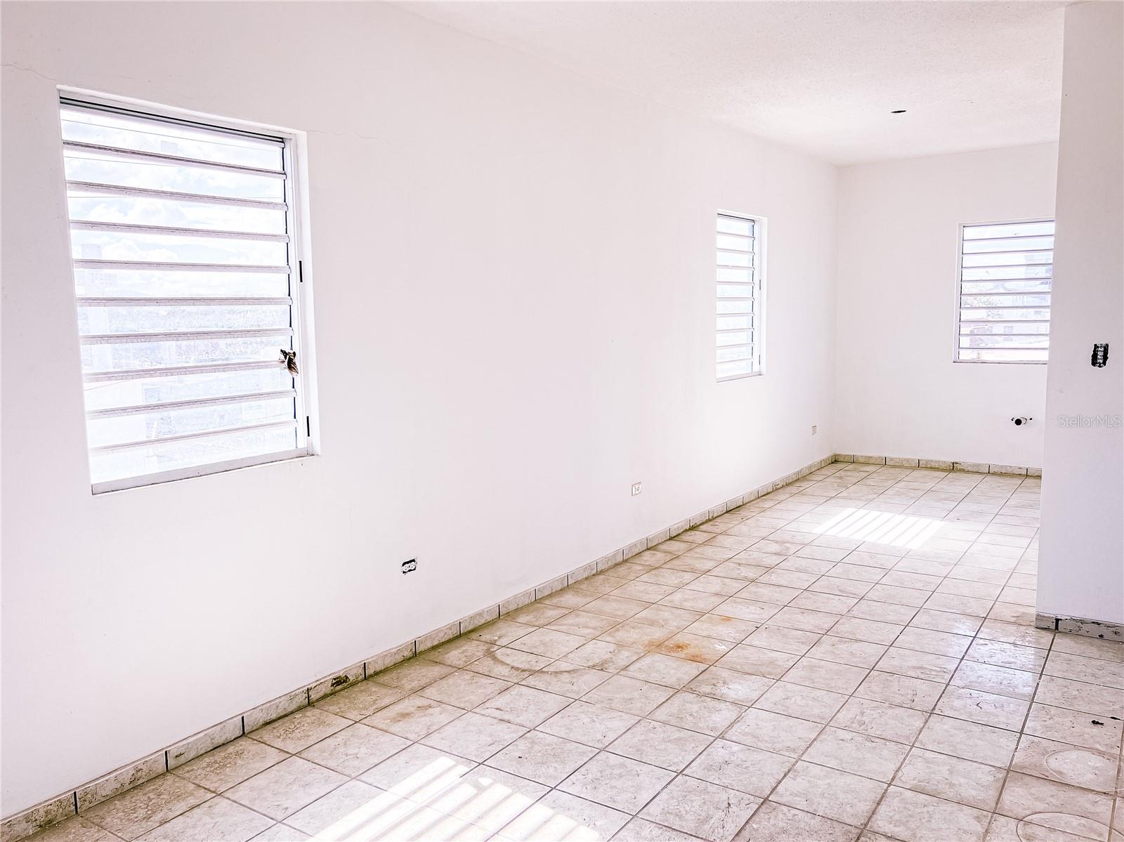 42-a Las Neriedas Avenue #42 Property Photo 26