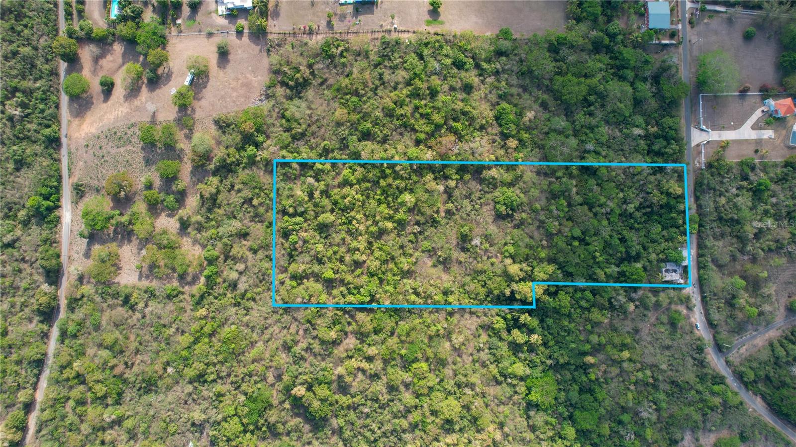 1918 Bo. Pilon Property Photo 16