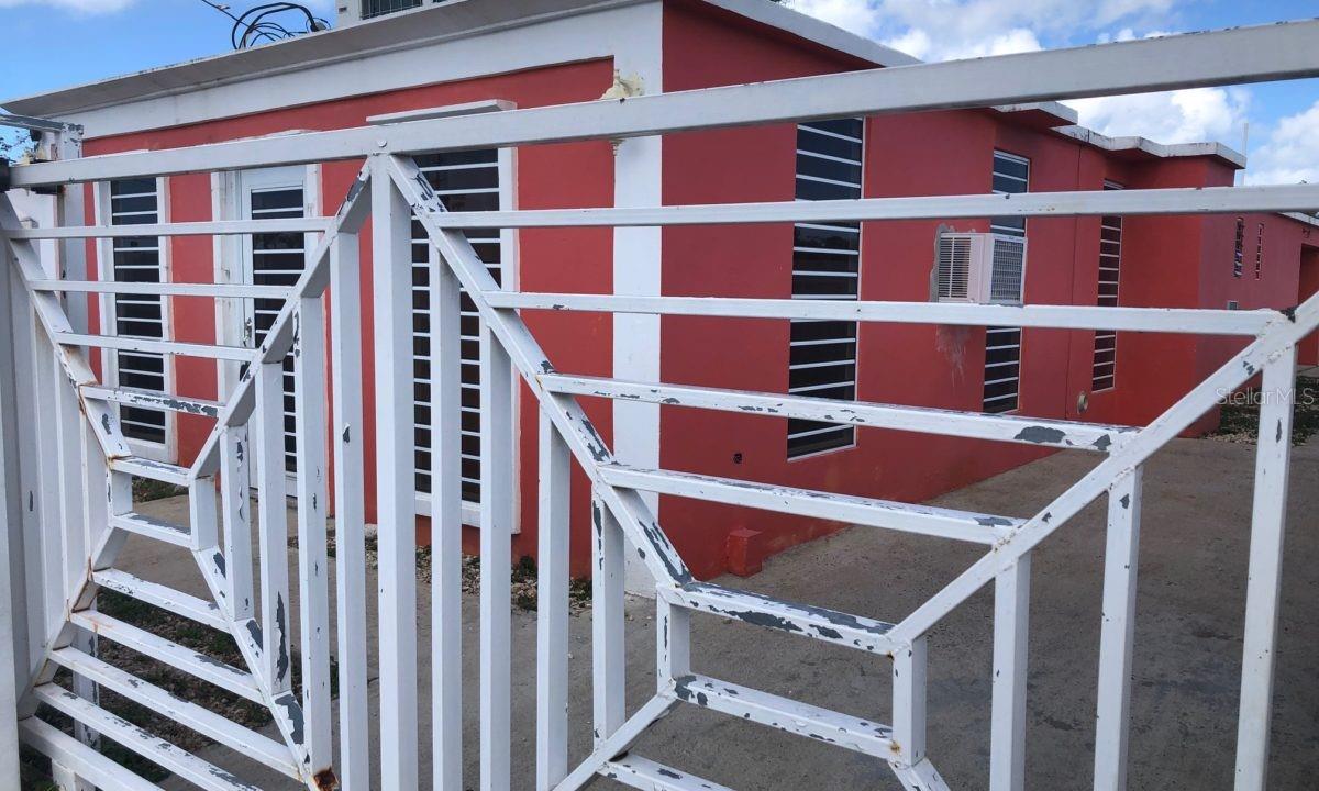 B-3 Block Property Photo 2