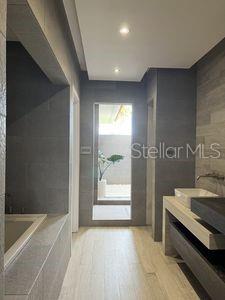 #5 The Greens St Property Photo 25