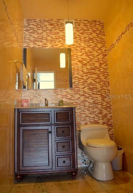 860 Ashford Ave. #8d Property Photo 16