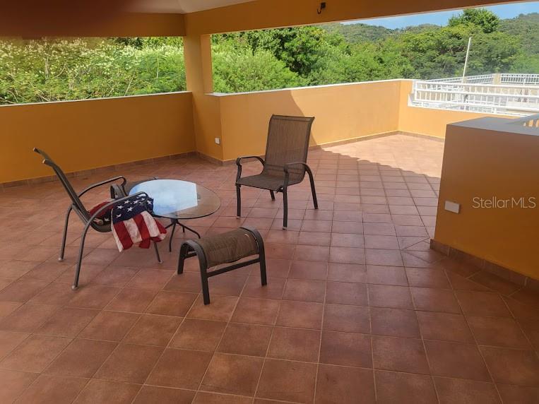 116 Mango Beach Cor Ne Property Photo 10