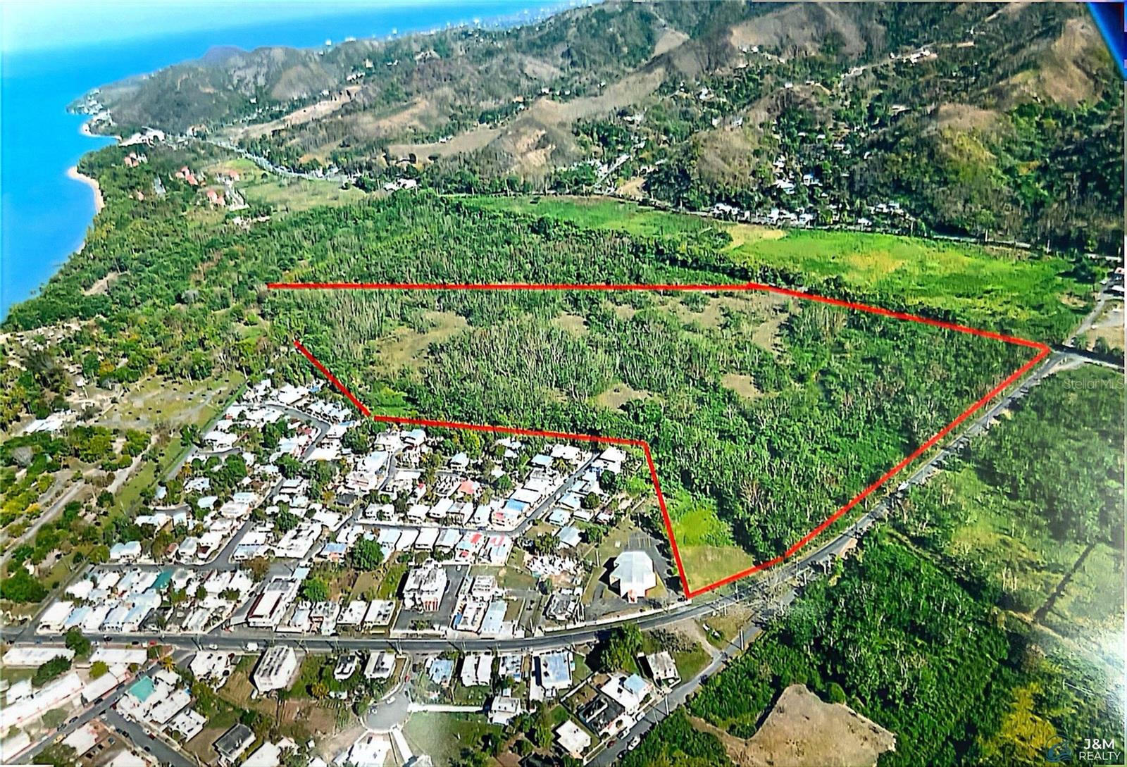 Carr 115 Km 0.3 Bo Playa Property Photo 1