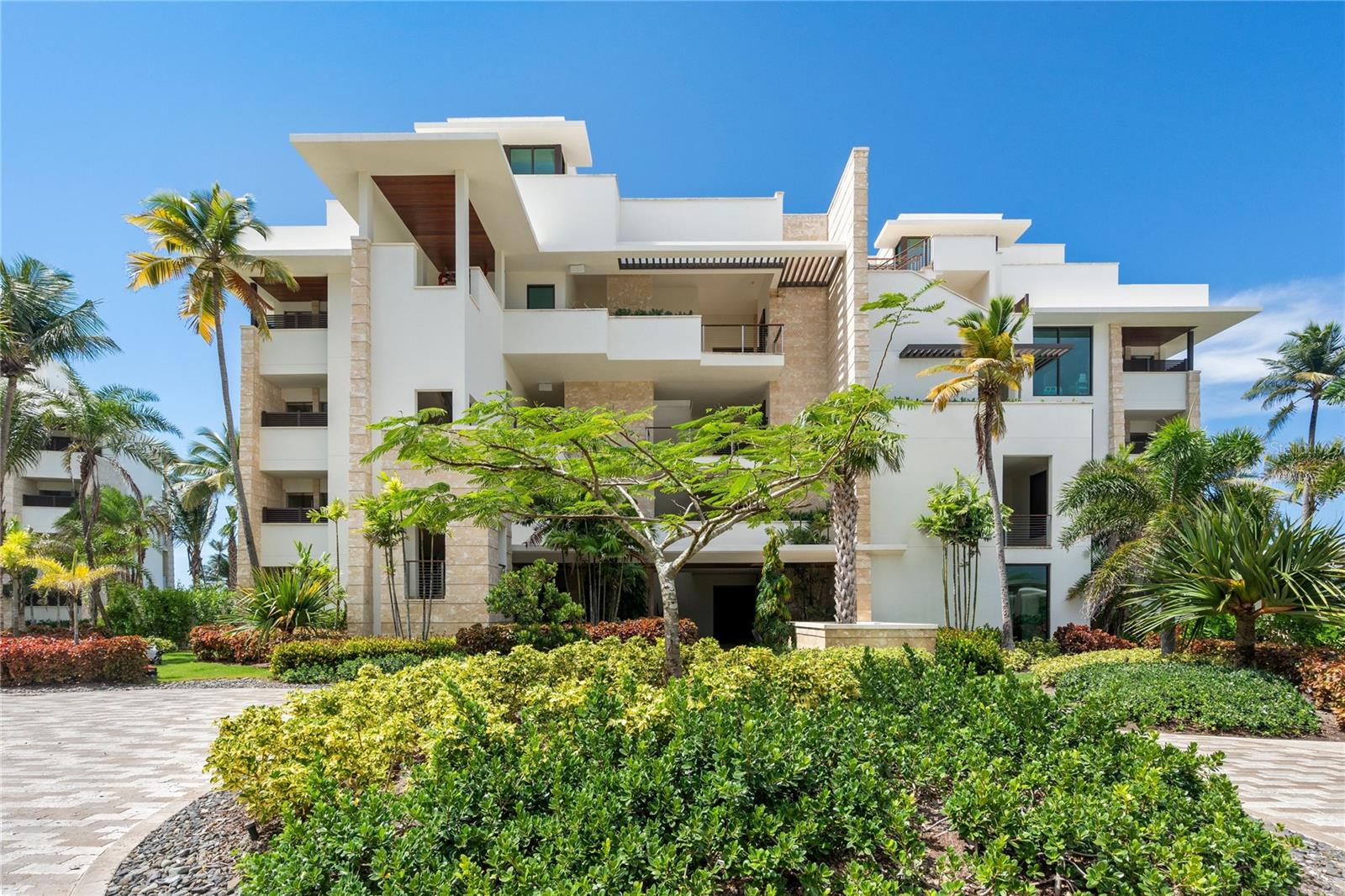 4141 West Point Residences Building 1 #4141 Property Photo 2