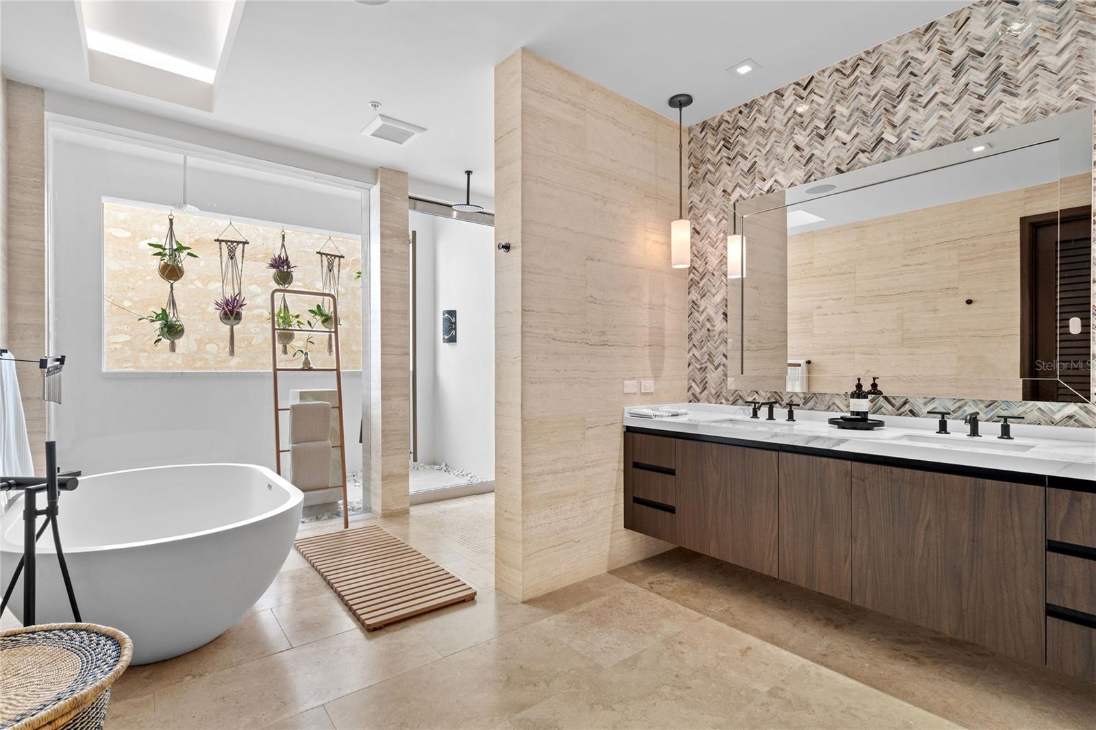 4141 West Point Residences Building 1 #4141 Property Photo 8