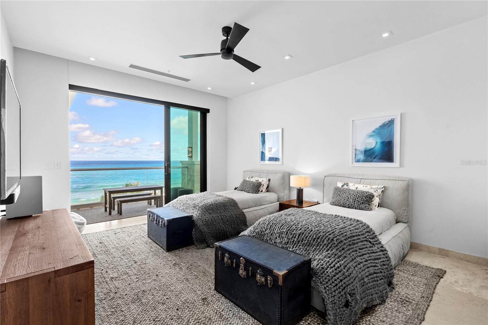 4141 West Point Residences Building 1 #4141 Property Photo 9