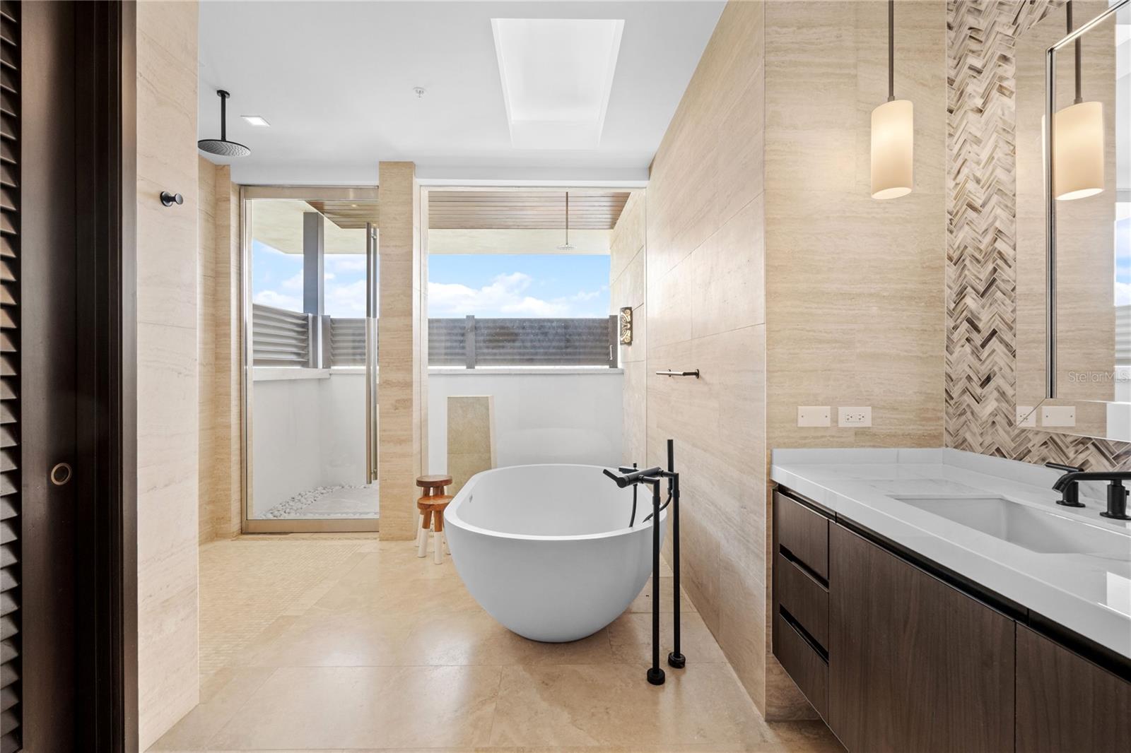 4141 West Point Residences Building 1 #4141 Property Photo 10