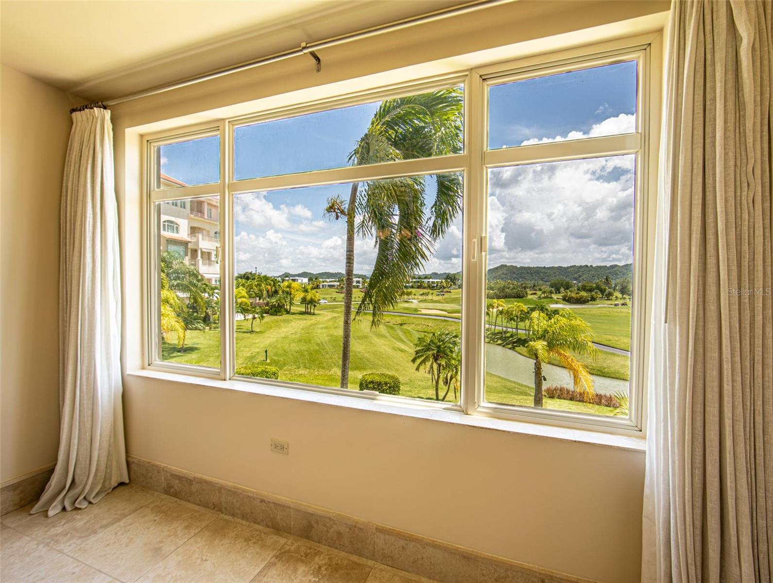 2202 Plantation Dorado Beach Property Photo 7