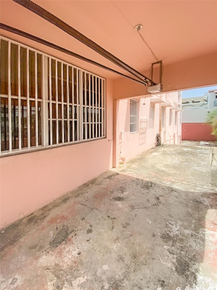 274 Calle San Jorge Property Photo 16