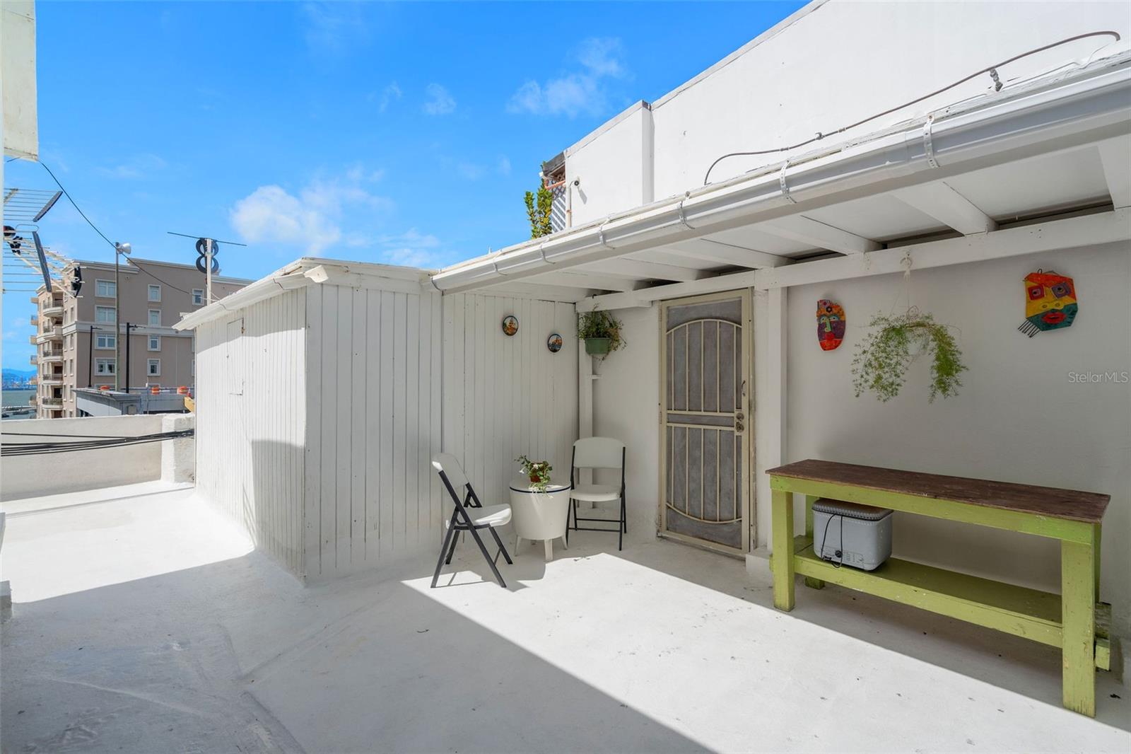 323 Recinto Sur Property Photo 2
