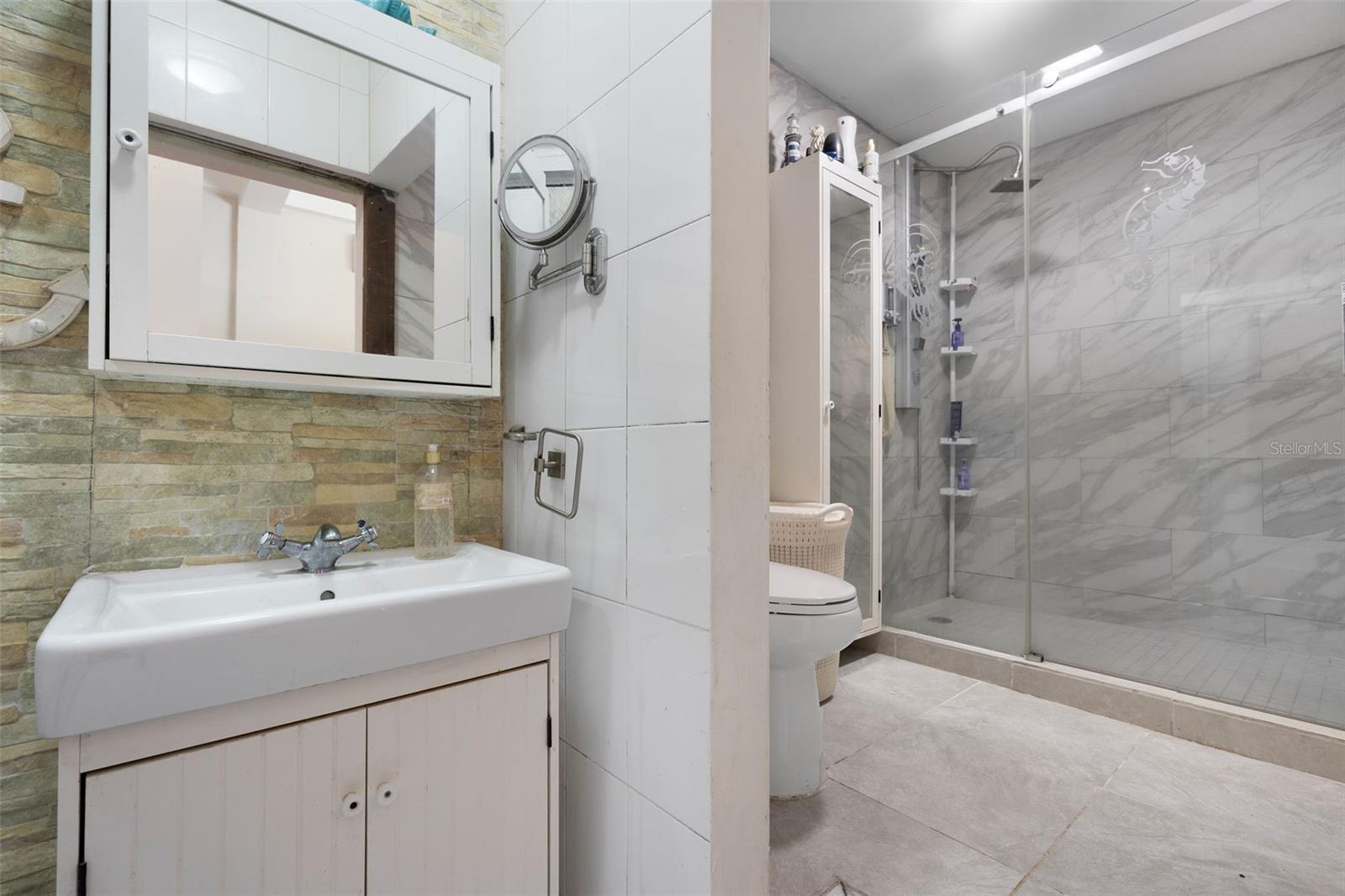 323 Recinto Sur Property Photo 3