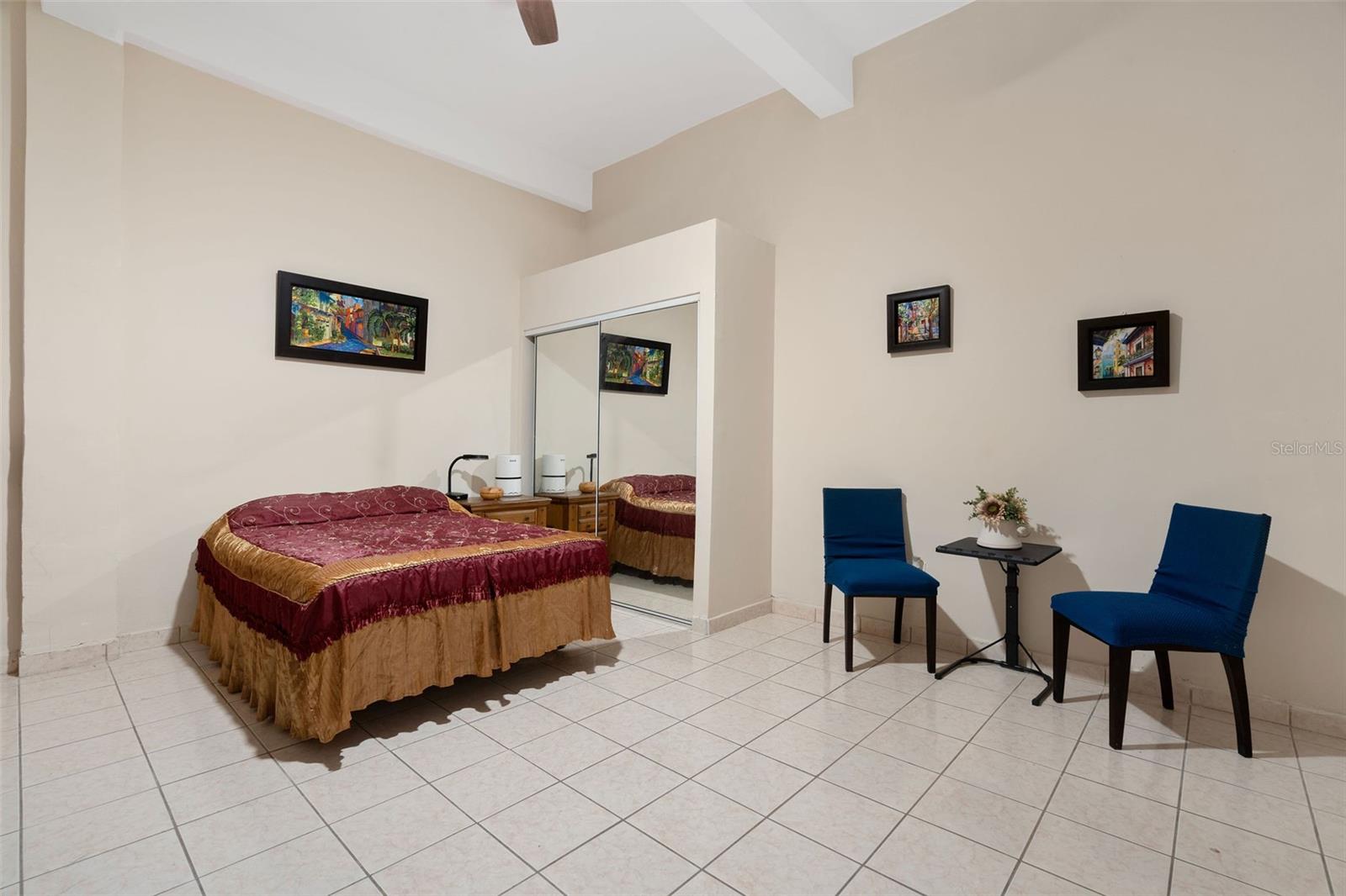 323 Recinto Sur Property Photo 12