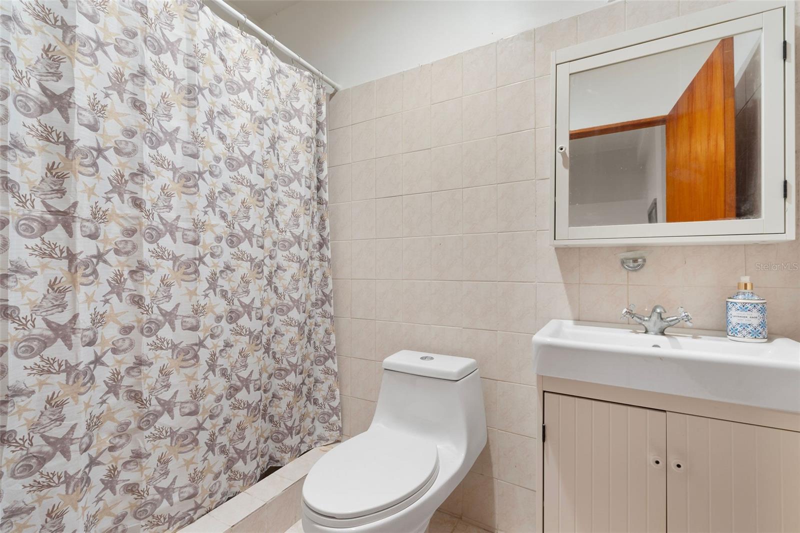 323 Recinto Sur Property Photo 13