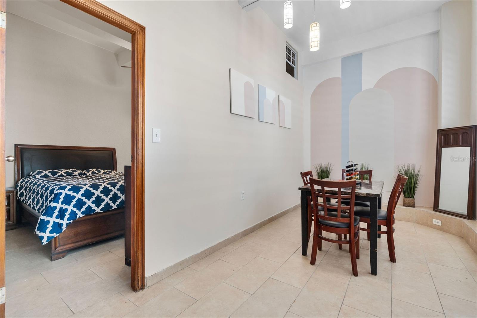 323 Recinto Sur Property Photo 18
