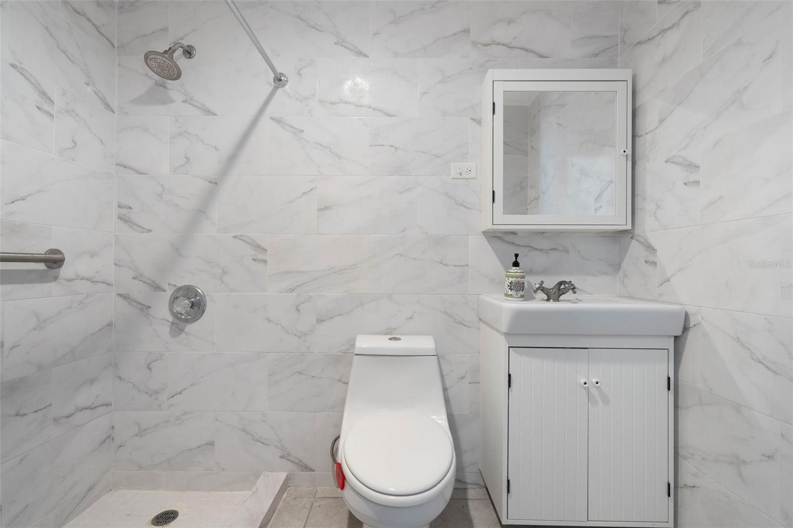 323 Recinto Sur Property Photo 33