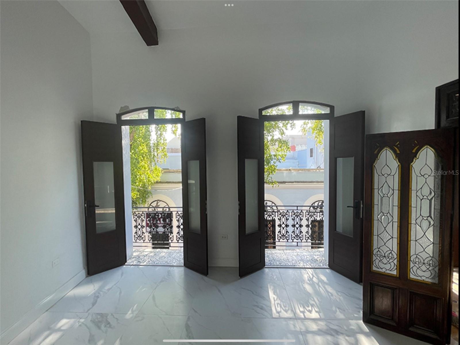 9 Del Mercado #2 Property Photo 2