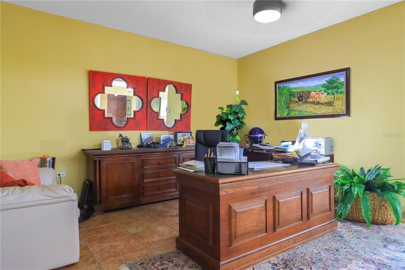 150 Carr #10.8km Property Photo 23
