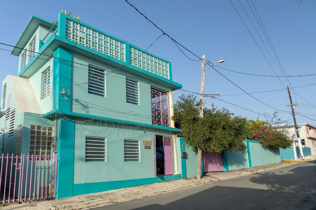 220 Calle Prudencio Quiñones Property Photo 2